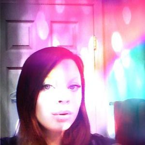 Meet your Posher, Alissa